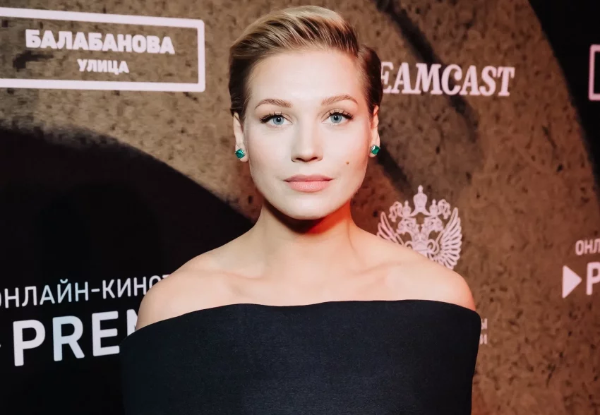 Кристина Асмус, Аглая Тарасова и Антон Филипенко, Дарья Мороз, Полина Цыганова на премии Гильдии кастинг-директоров