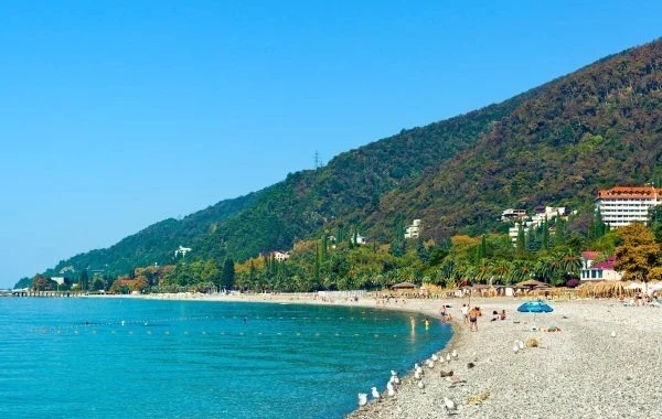 Россиянам рассказали, что их ждёт в Абхазии на "всё включено" и какова цена вопроса