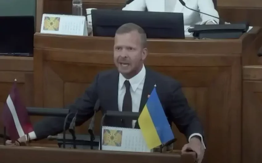 В Латвии задержали депутата, на которого открыли уголовное дело за высказывания на русском языке