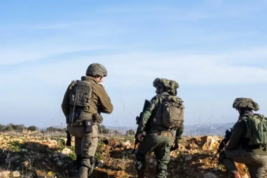 В сети появилось видео нештатного схода с траектории зенитной ракеты в Израиле