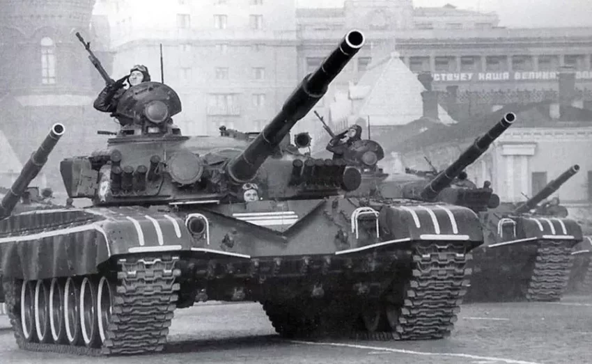 Западный взгляд на кризис в противостоянии советской брони и снаряда