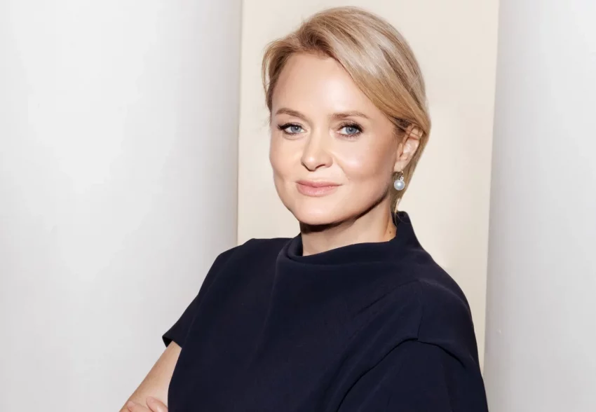 Анна Михалкова, Анна Александрова и Мария Хорева на гала-вечере в Эрмитаже