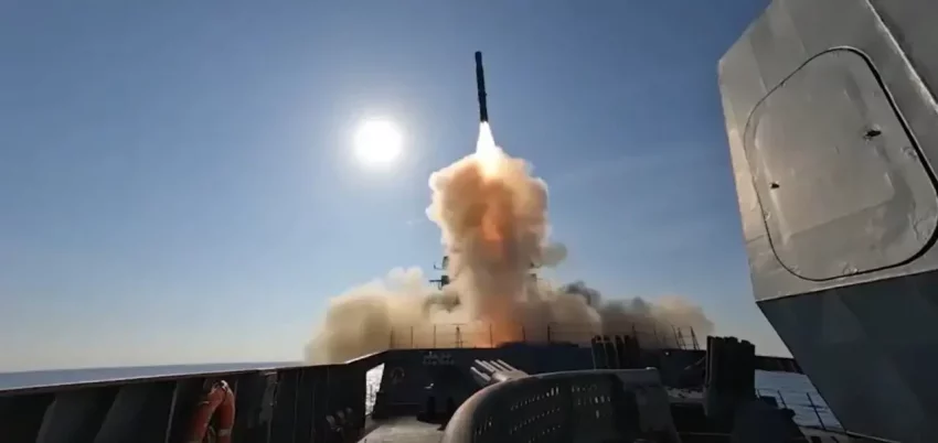 Индийская пресса: Россия намерена поделиться технологиями «Циркона» для создания гиперзвуковой ракеты BrahMos-2K