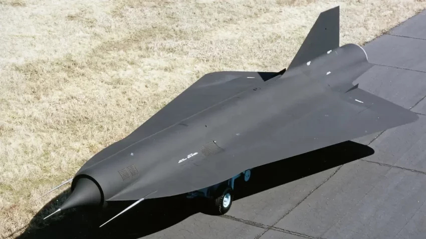 Секретный дрон D-21 и операция «Большой кубок»
