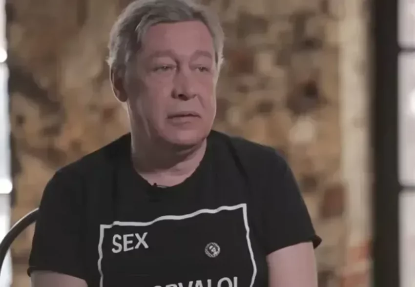 Михаил Ефремов официально развёлся со своей пятой женой Софьей Кругликовой