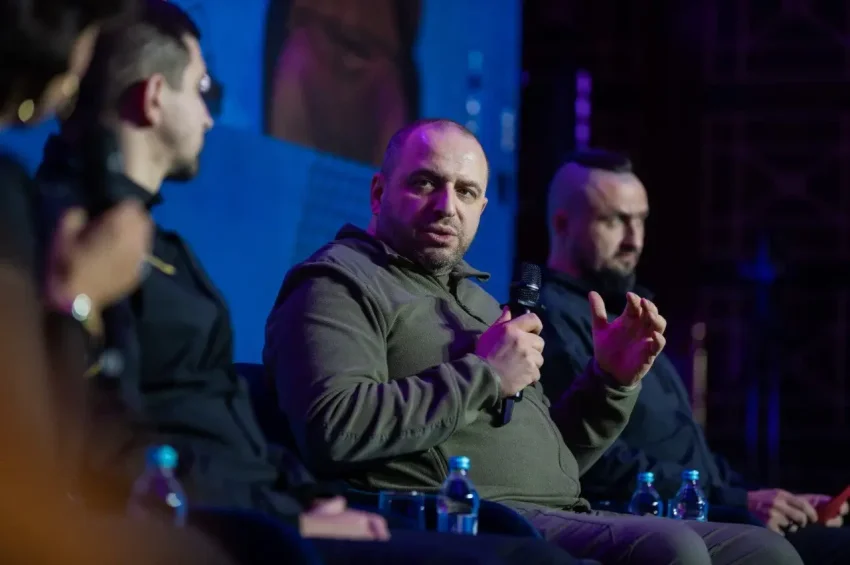 Уехавший в Турцию Умеров клянётся, что не имеет отношения к коррупции на Украине