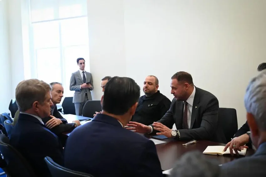 Делегацию Украины на переговорах с США в Швейцарии возглавит Ермак