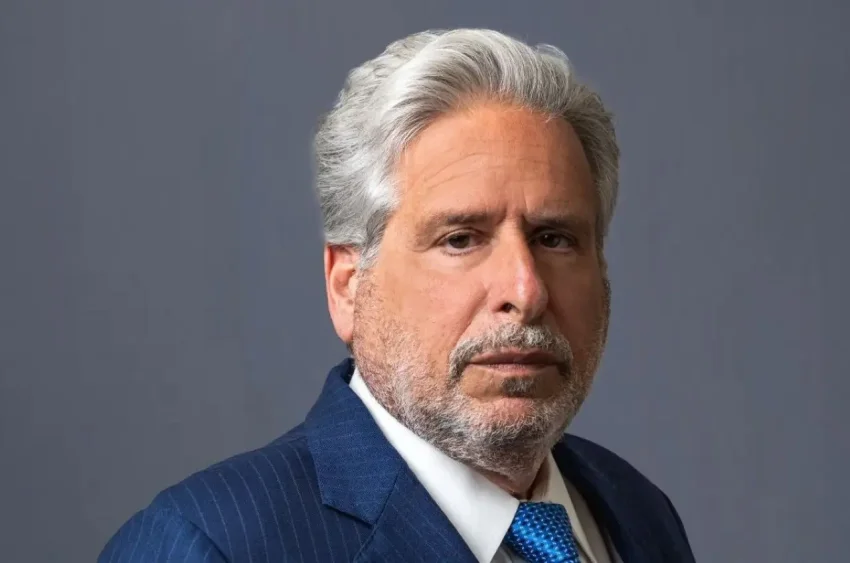 Западный адвокат УПЦ: Украина вовсе не является образцом демократии