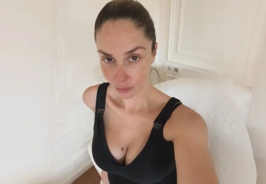 "Плюсы, конечно, очевидные". Агата Муцениеце показала фигуру на первом после родов фото