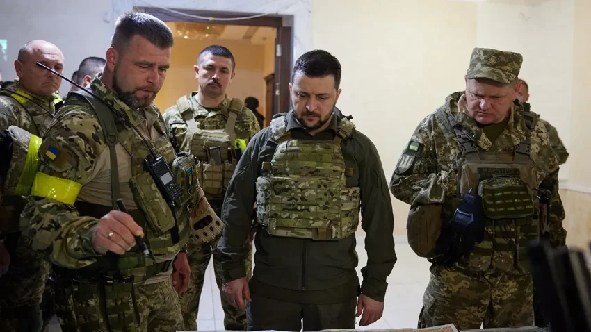 В желание Зеленского организовать выборы президента не верят даже на Украине