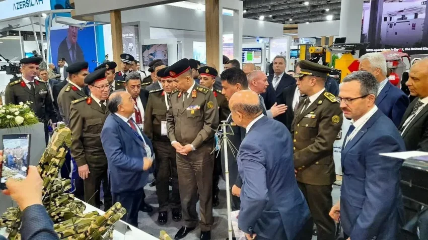 В столице Египта продемонстрировали ЗРК семейства «Тор-М2»