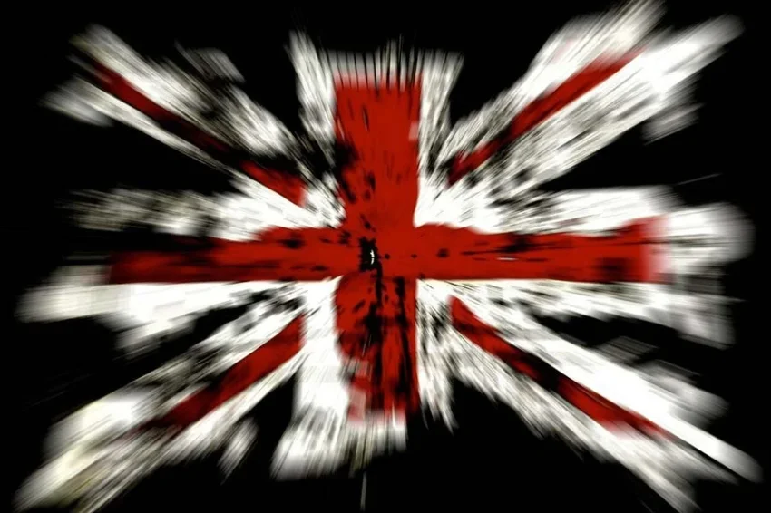 Поджечь Европу: новая британская метла по-старому метёт