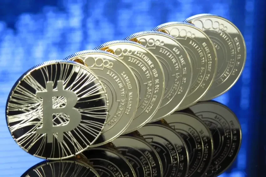 Виноваты «хакеры Ким Чен Ына»: кражи криптовалюты в 2025 году достигли рекорда