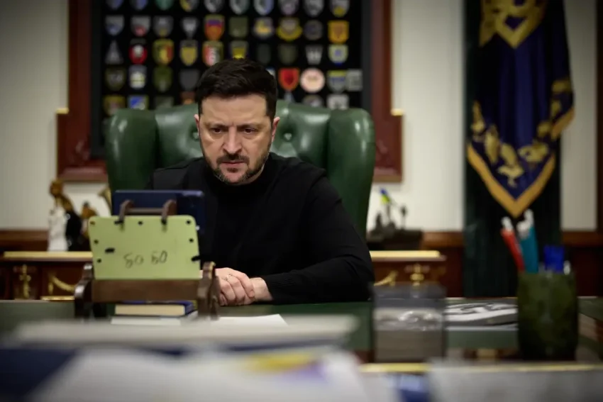 Миндич утверждает, что давно прервал общение с Зеленским, но его сделали крайним