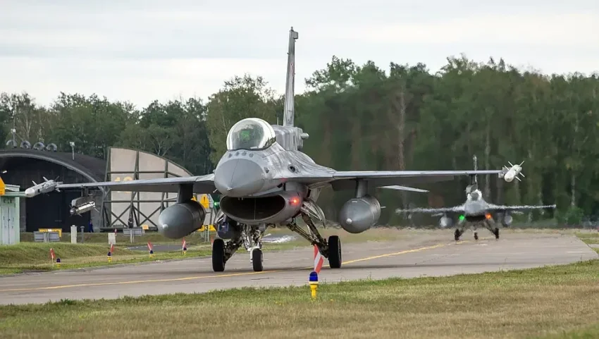 В Польше ПВО и авиация НАТО «отражали» атаки ВС РФ по Украине