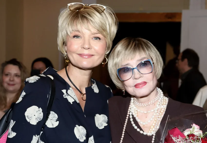 Юлия Меньшова подвела итоги года после смерти своей матери Веры Алентовой