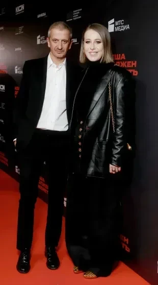 Бывший муж Ксении Собчак Максим Виторган присоединился к обсуждению скандала вокруг её нынешнего мужа Константина Богомолова