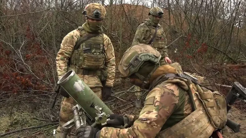 Украинцев призывают эвакуироваться из Запорожья из-за темпов наступления ВС РФ