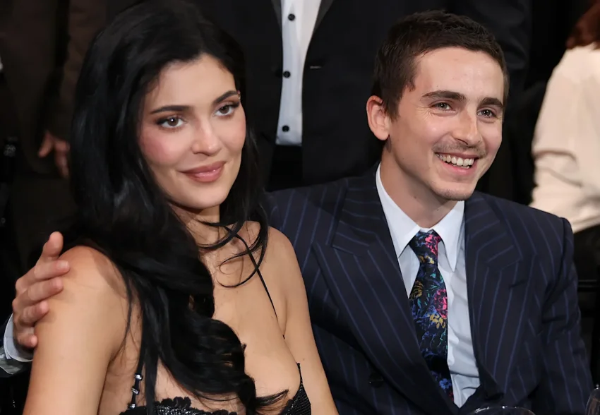 Кайли Дженнер и Тимоти Шаламе заподозрили в тайной свадьбе