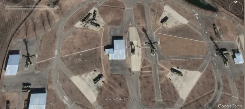 Спутниковые снимки ЗРС С-300П в дальнем зарубежье