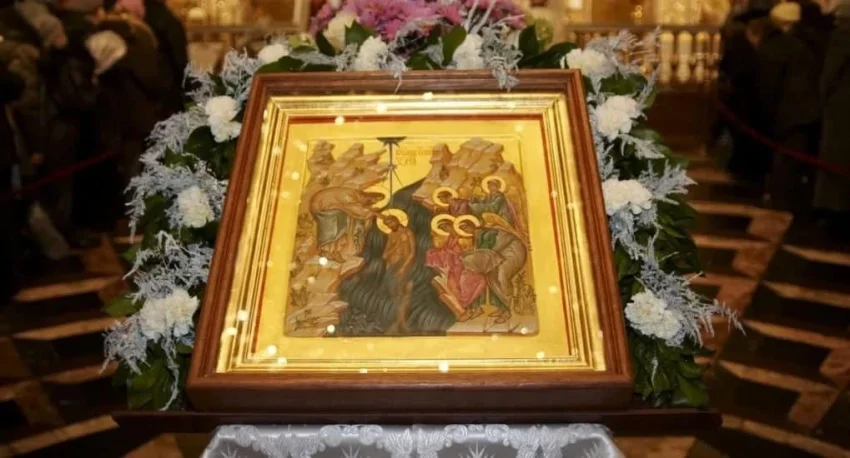 В чем смысл навечерия Богоявления 18 января: традиции Крещенского сочельника