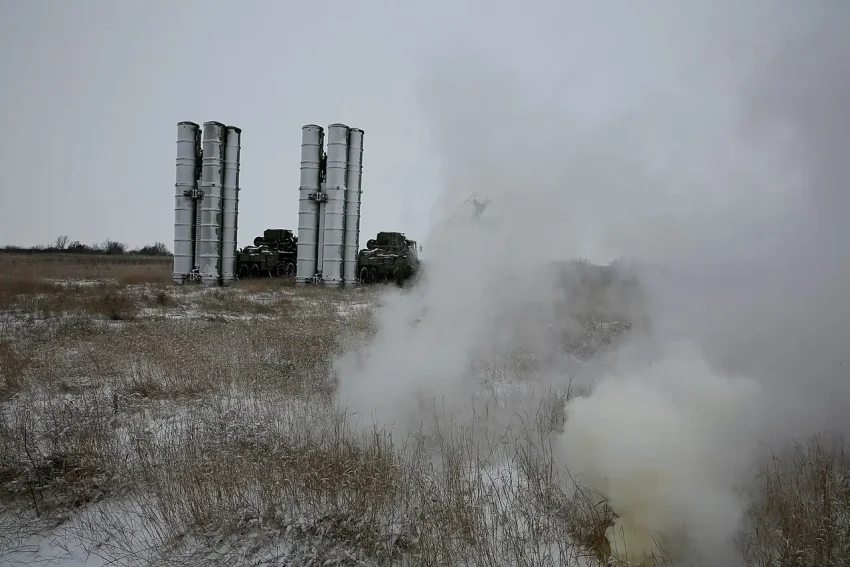Противник: во время ночной атаки ВС РФ применяли ракеты-мишени РМ-48У