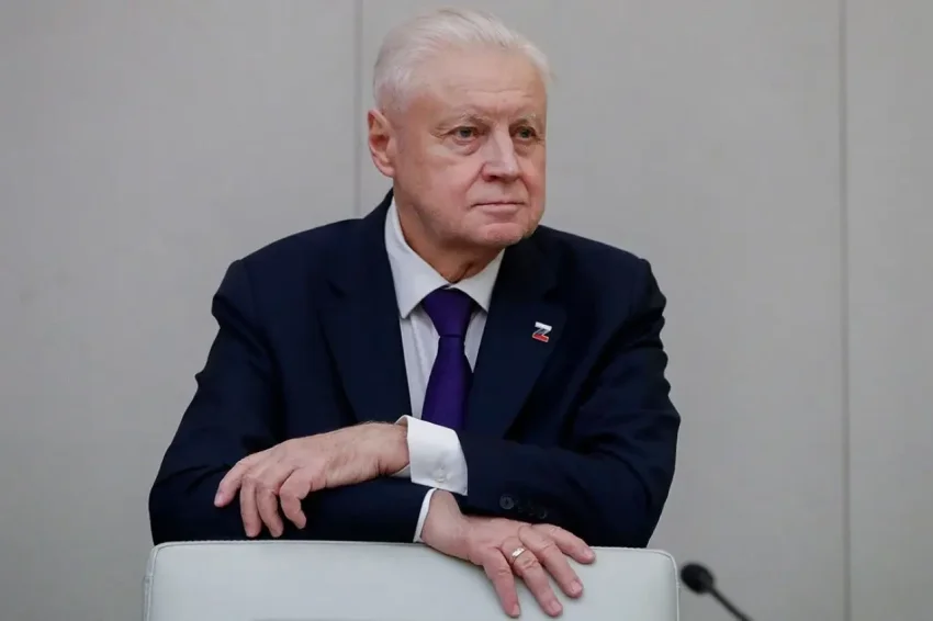 Сергей Миронов предложил отправлять на фронт тех, кто решил замедлить Telegram