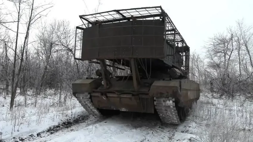 ВСУ встревожены появлением в зоне СВО новейшей российской ТОС-3 «Дракон»