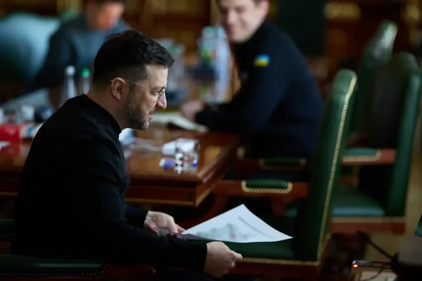 НАБУ даёт понять, что в «схеме Миндича» замешана верхушка киевского режима