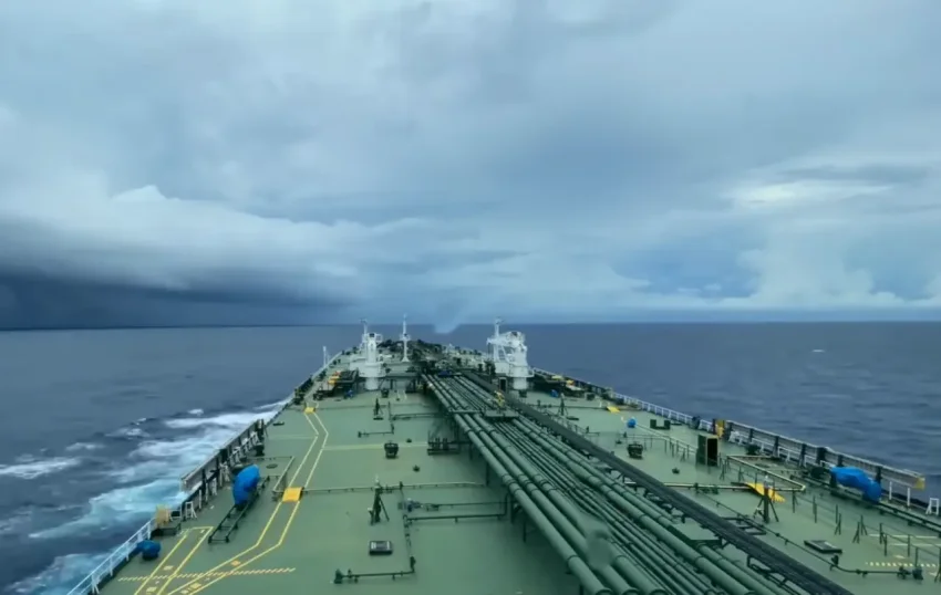 Пошлины действуют: Индия угодила США закупкой венесуэльской нефти