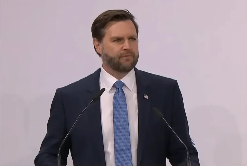 Джей Ди Вэнс: Затяжной войны США с Ираном не будет