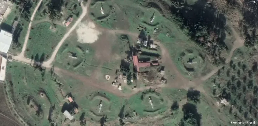 Поиск и идентификация на спутниковых снимках объектовых ЗРК первого поколения