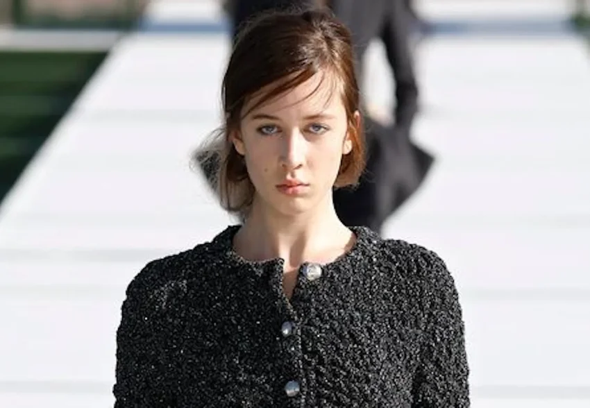 Неделя моды в Париже: 17-летняя дочь Николь Кидман вышла на подиум на показе Dior