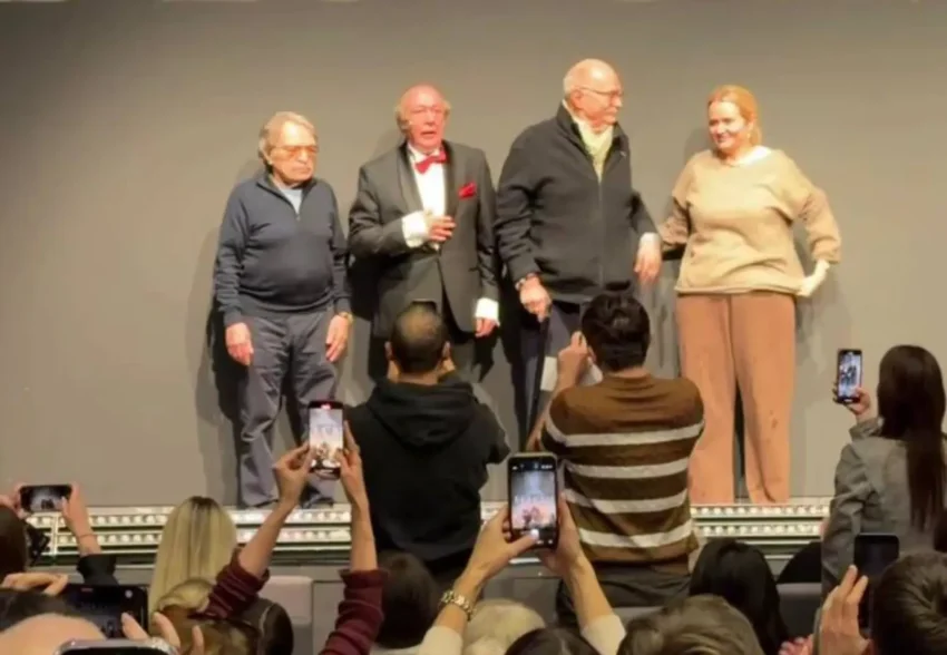 Михаила Ефремова встретили овациями на предпремьерном показе его первого спектакля после освобождения из колонии